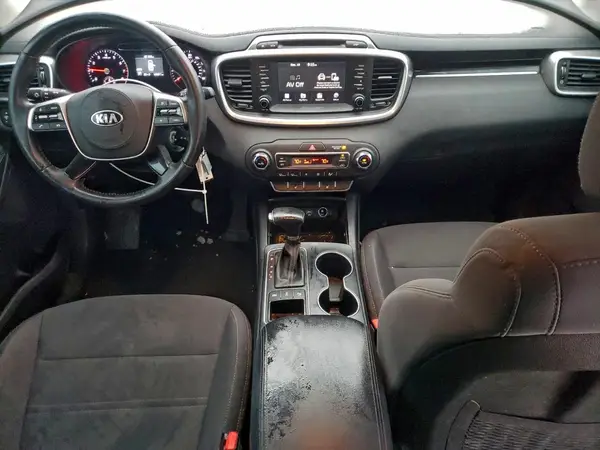 5XYPGDA30KG452750 2019 KIA SORENTO - Image 8