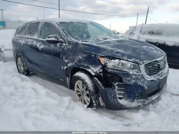 5XYPGDA30KG462369 2019 KIA SORENTO - Image 1