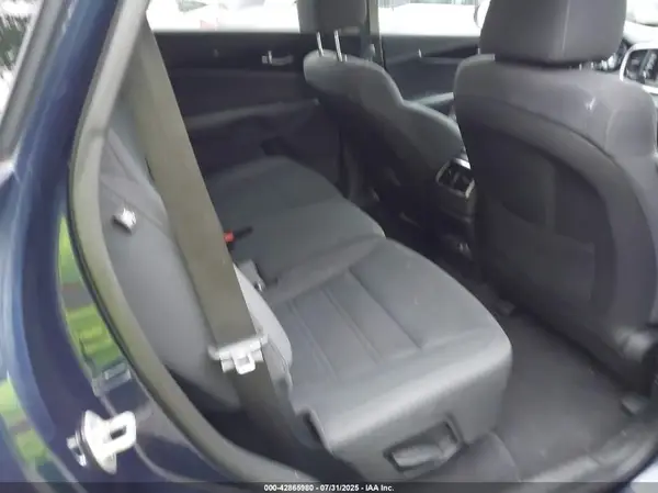 5XYPGDA30KG462551 2019 KIA SORENTO - Image 8