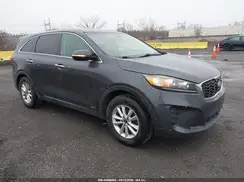 5XYPGDA30KG465143 2019 KIA SORENTO
