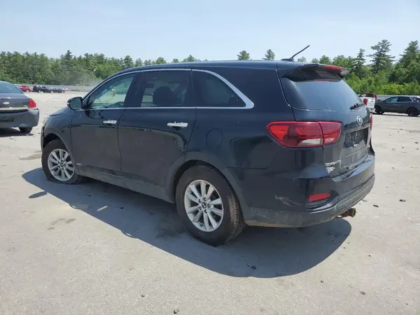 5XYPGDA30KG466096 2019 KIA SORENTO - Image 2