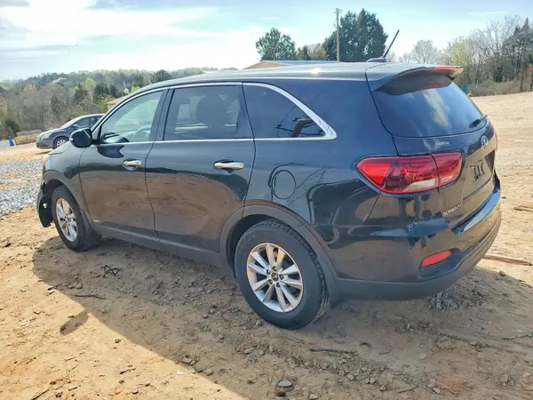 5XYPGDA30KG466728 2019 KIA SORENTO - Image 2