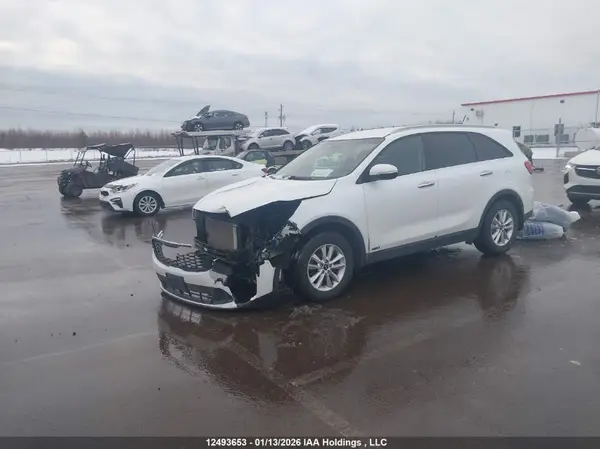 5XYPGDA30KG484288 2019 KIA SORENTO - Image 2