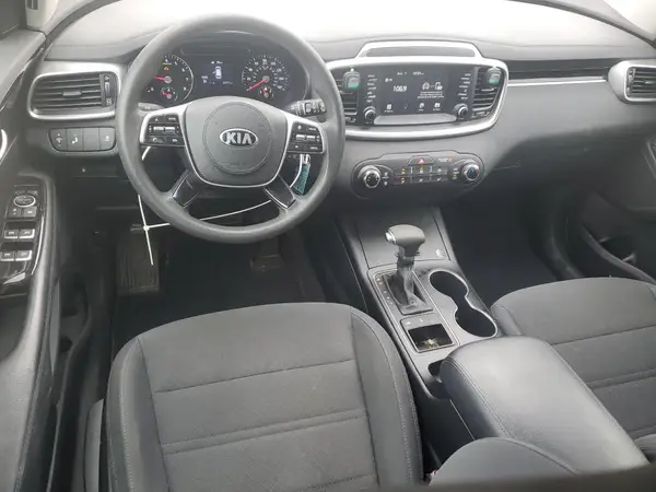 5XYPGDA30KG527298 2019 KIA SORENTO - Image 8