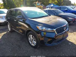 5XYPGDA30KG550645 2019 KIA SORENTO