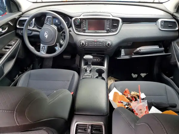 5XYPGDA30KG552086 2019 KIA SORENTO - Image 8
