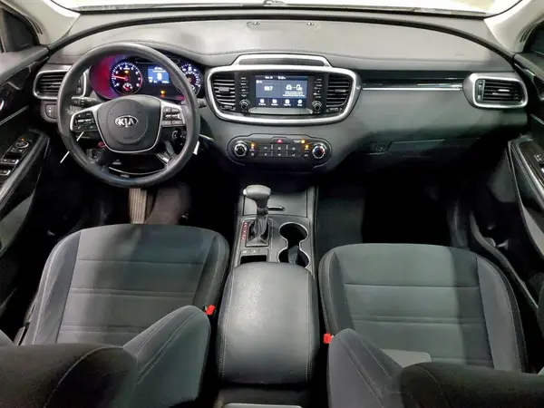 5XYPGDA30KG552654 2019 KIA SORENTO - Image 8