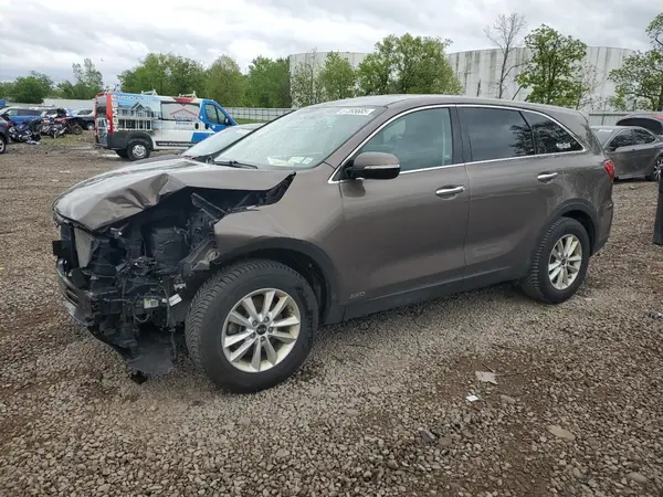 5XYPGDA30KG561273 2019 KIA SORENTO - Image 1