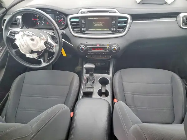 5XYPGDA30KG563184 2019 KIA SORENTO - Image 8