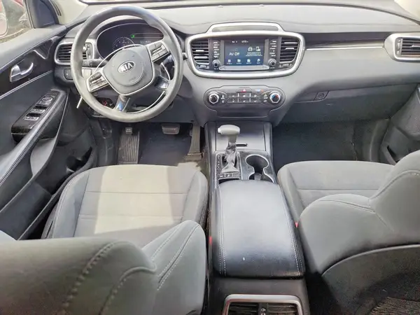 5XYPGDA30KG569311 2019 KIA SORENTO - Image 8