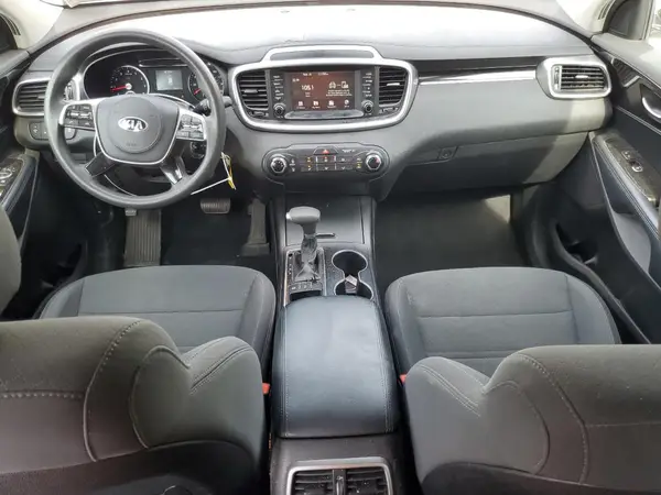 5XYPGDA30KG573844 2019 KIA SORENTO - Image 8