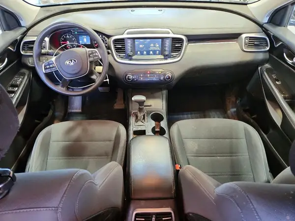 5XYPGDA30KG574606 2019 KIA SORENTO - Image 8