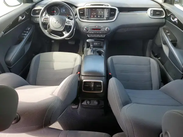 5XYPGDA30KG596069 2019 KIA SORENTO - Image 8