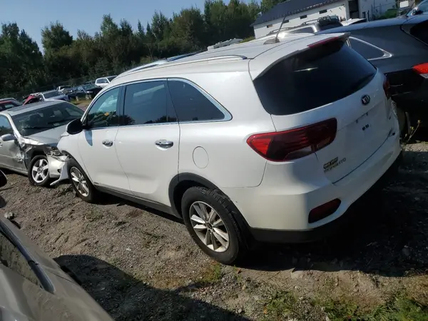 5XYPGDA30KG600265 2019 KIA SORENTO - Image 2