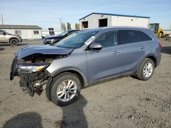 5XYPGDA30KG603182 2019 KIA SORENTO - Image 1