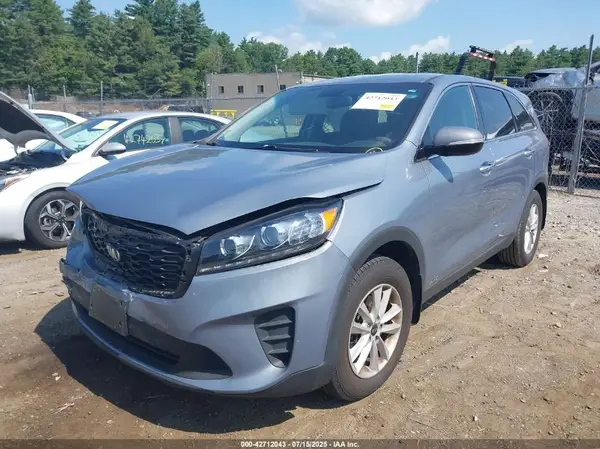 5XYPGDA30LG623854 2020 KIA SORENTO - Image 2