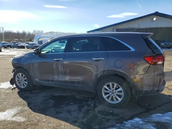 5XYPGDA30LG627435 2020 KIA SORENTO - Image 2
