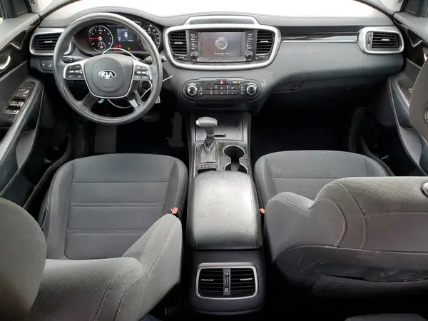 5XYPGDA30LG635762 2020 KIA SORENTO - Image 8