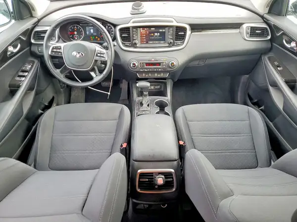 5XYPGDA30LG649595 2020 KIA SORENTO - Image 8