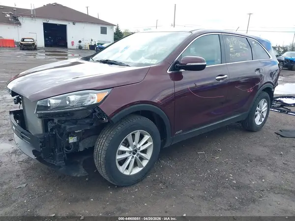 5XYPGDA30LG652240 2020 KIA SORENTO - Image 2