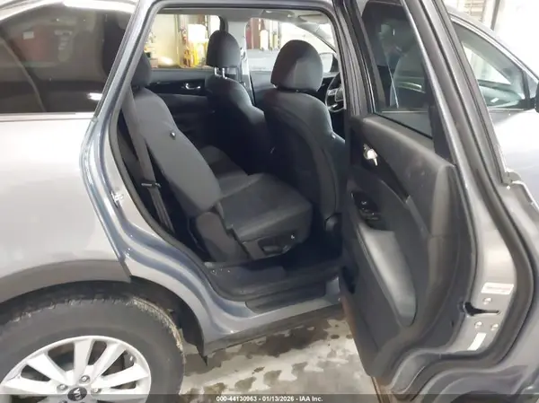 5XYPGDA30LG656062 2020 KIA SORENTO - Image 8