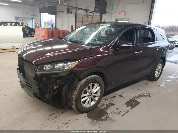 5XYPGDA30LG662587 2020 KIA SORENTO - Image 2