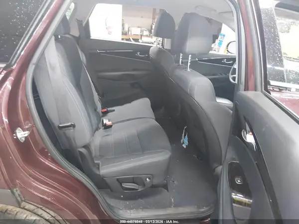 5XYPGDA30LG662587 2020 KIA SORENTO - Image 8