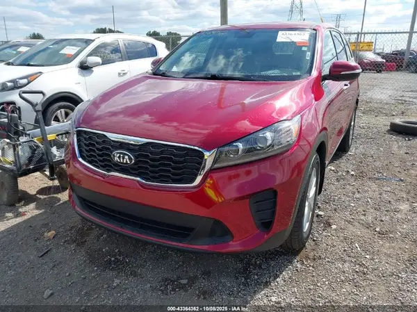 5XYPGDA30LG663884 2020 KIA SORENTO - Image 2