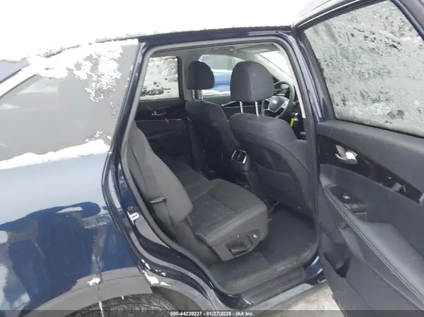5XYPGDA30LG698098 2020 KIA SORENTO - Image 8
