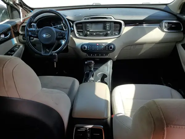 5XYPGDA31GG003617 2016 KIA SORENTO - Image 8