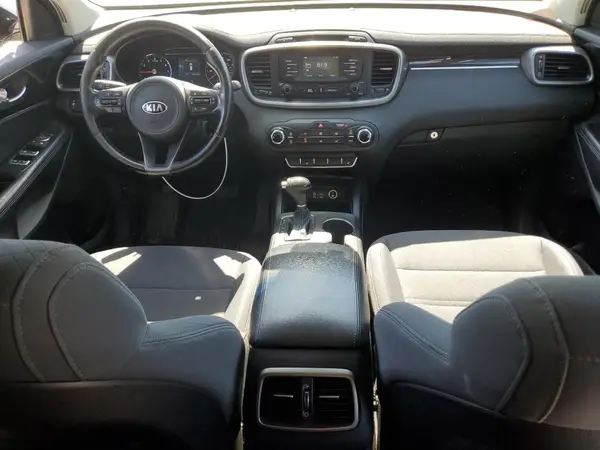 5XYPGDA31GG007229 2016 KIA SORENTO - Image 8
