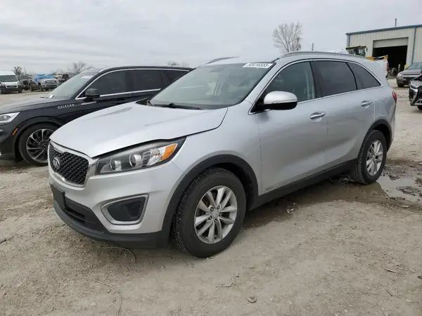 5XYPGDA31GG010485 2016 KIA SORENTO - Image 1