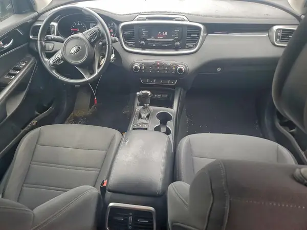 5XYPGDA31GG022930 2016 KIA SORENTO - Image 8