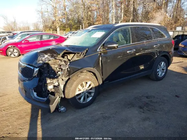 5XYPGDA31GG023608 2016 KIA SORENTO - Image 2