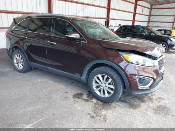 5XYPGDA31GG025732 2016 KIA SORENTO - Image 1