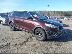 5XYPGDA31GG027027 2016 KIA SORENTO