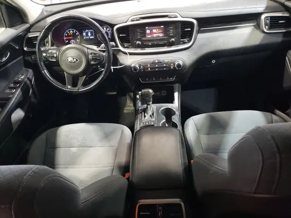 5XYPGDA31GG027805 2016 KIA SORENTO - Image 8