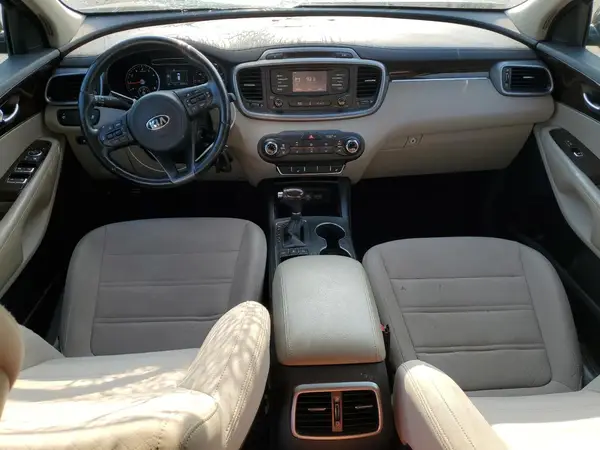 5XYPGDA31GG031322 2016 KIA SORENTO - Image 8