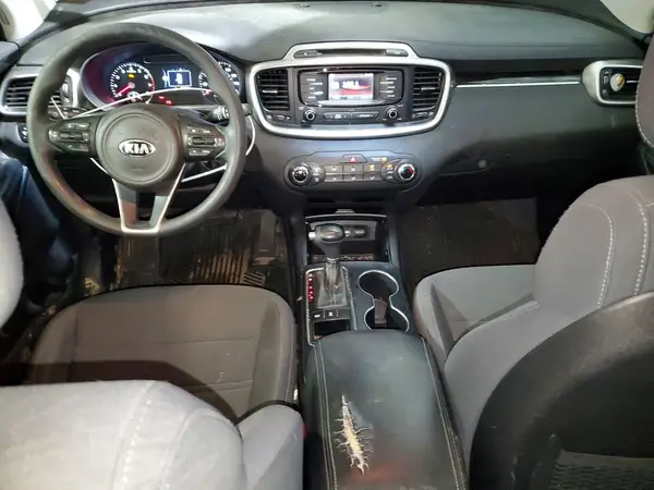 5XYPGDA31GG034205 2016 KIA SORENTO - Image 8