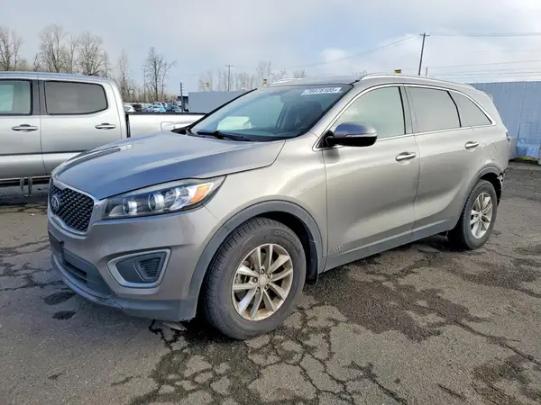 5XYPGDA31GG040943 2016 KIA SORENTO - Image 1