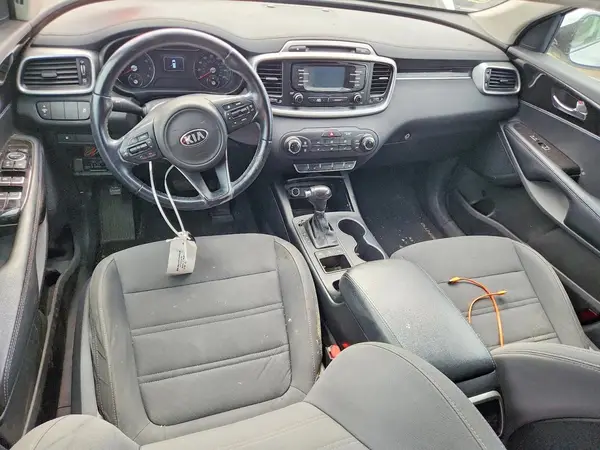 5XYPGDA31GG044734 2016 KIA SORENTO - Image 8