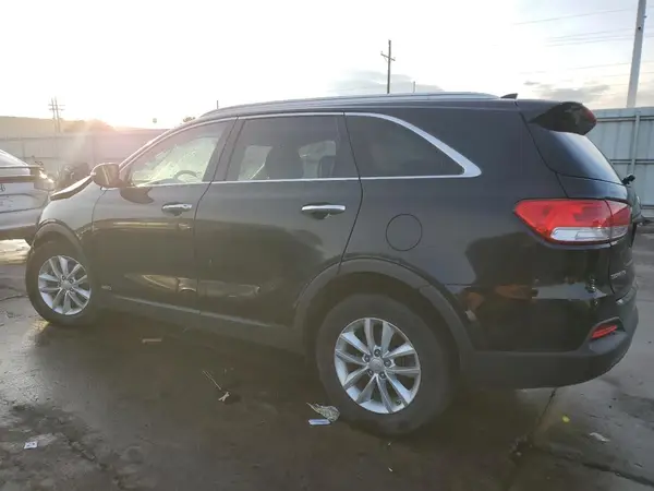 5XYPGDA31GG048718 2016 KIA SORENTO - Image 2