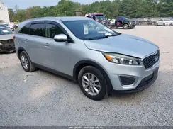5XYPGDA31GG049299 2016 KIA SORENTO