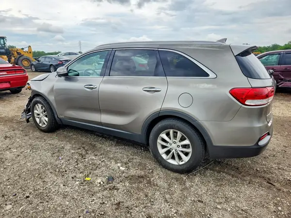 5XYPGDA31GG054003 2016 KIA SORENTO - Image 2