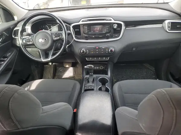 5XYPGDA31GG055247 2016 KIA SORENTO - Image 8