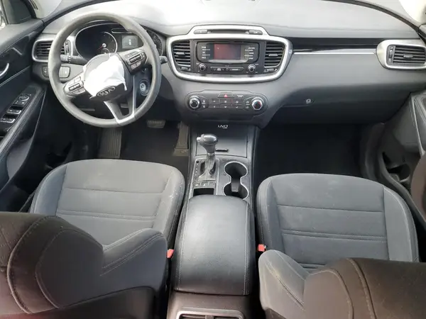 5XYPGDA31GG058214 2016 KIA SORENTO - Image 8