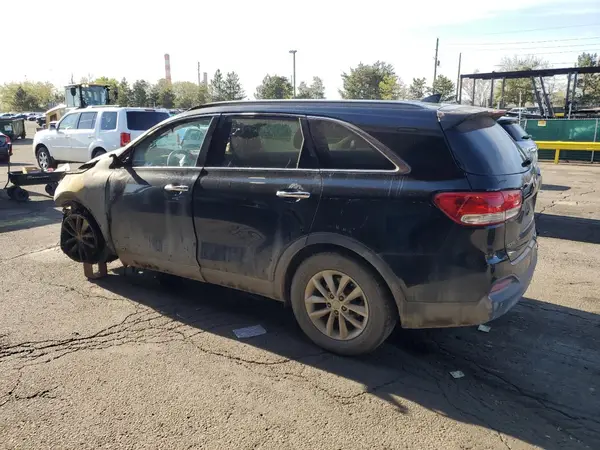 5XYPGDA31GG065891 2016 KIA SORENTO - Image 2