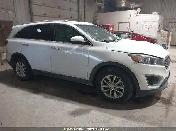 5XYPGDA31GG074235 2016 KIA SORENTO - Image 1