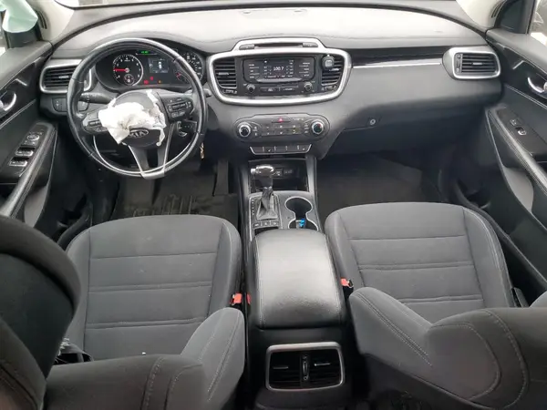 5XYPGDA31GG083923 2016 KIA SORENTO - Image 8