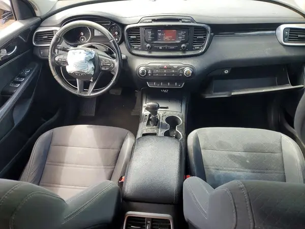 5XYPGDA31GG089186 2016 KIA SORENTO - Image 8